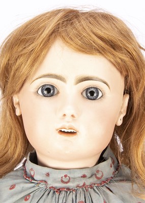 Lot 1269 - A large Tete Jumeau bebe size No 13