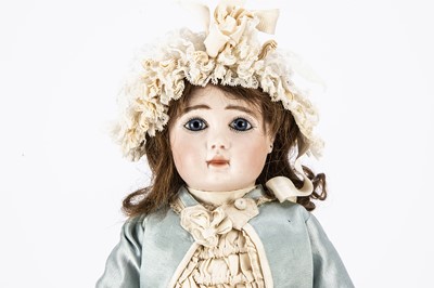 Lot 1271 - A Steiner Series A pressed bisque bebe size No 11
