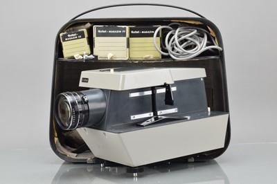 Lot 411 - A Rollei P11 Dual Format Slide Projector
