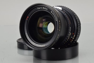 Lot 423 - A Hasselblad Carl Zeiss C T* 60mm f/3.5 Distagon Lens