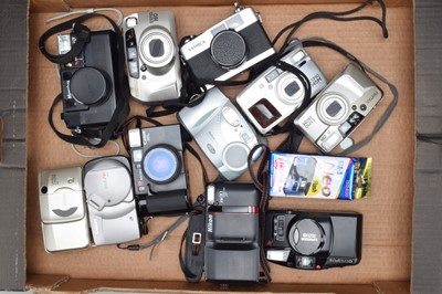 Lot 507 - A Tray of Compact Cameras
