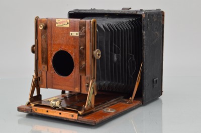Lot 527 - A Sanderson Half Plate Hand and Stand Half Plate Camera Body