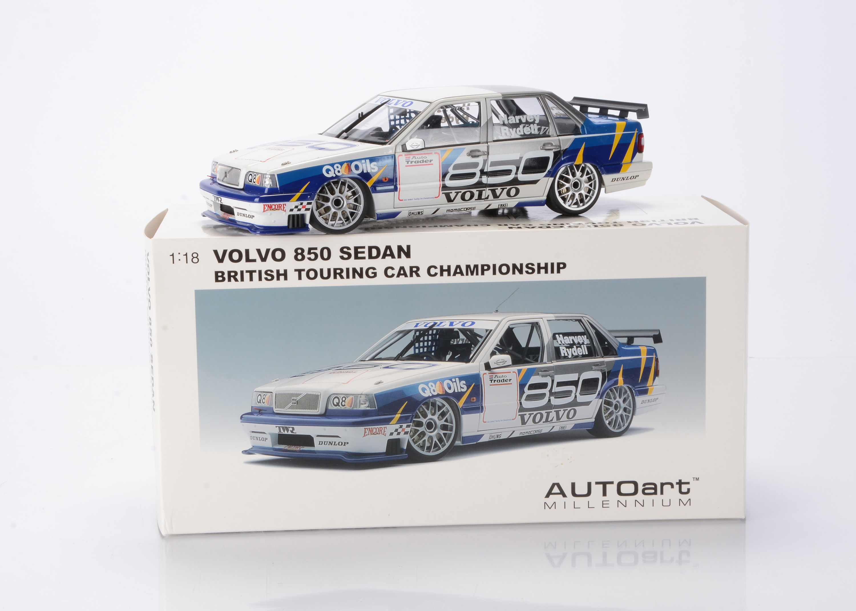 Lot 114 - AUTOart Millennium Series 1:18 Scale Volvo