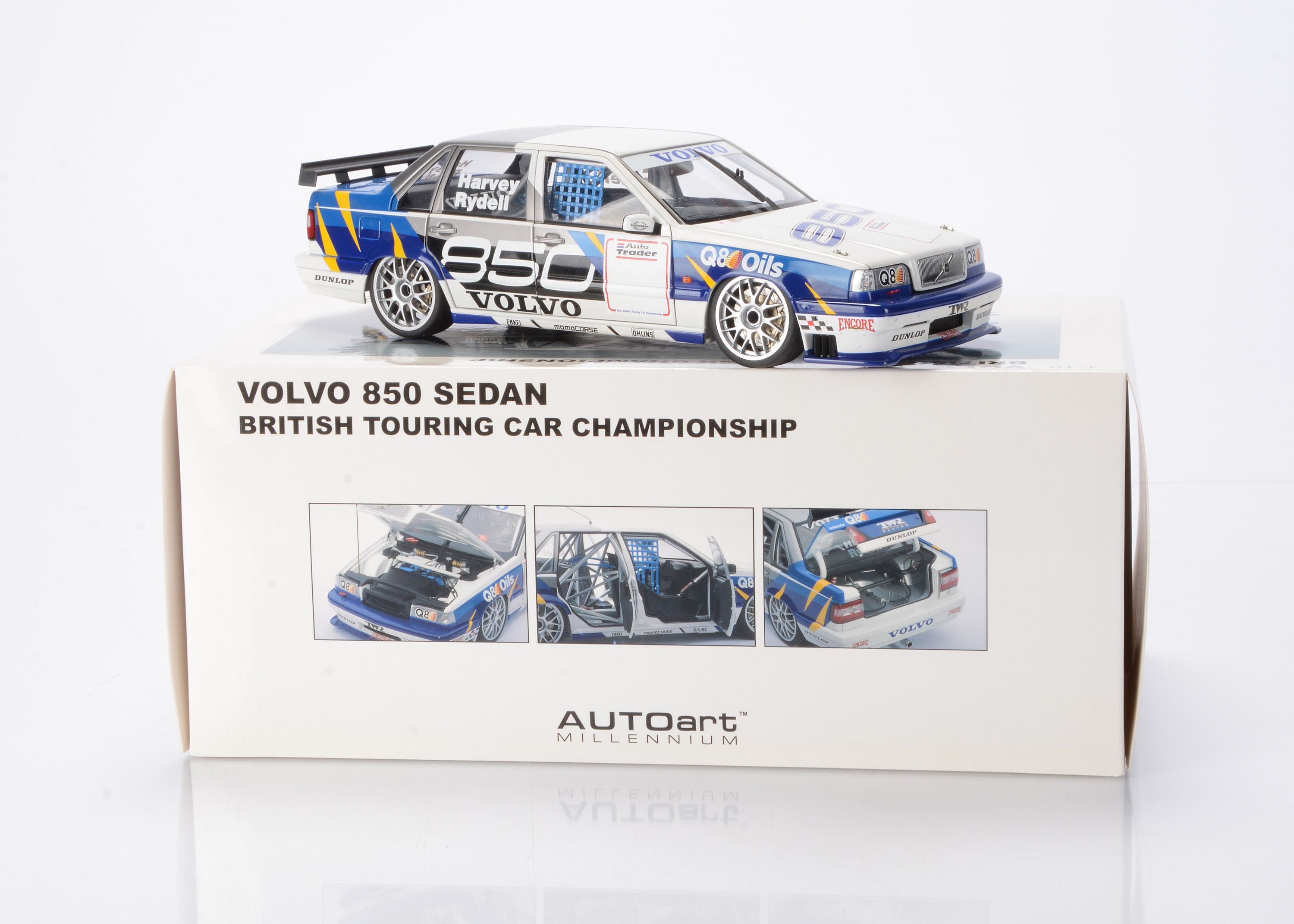 Lot 114 - AUTOart Millennium Series 1:18 Scale Volvo