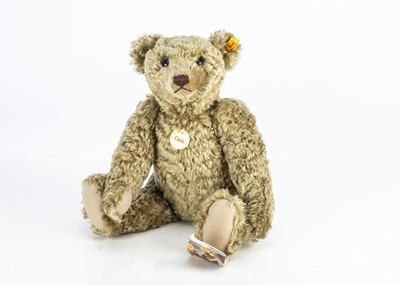 Lot 38 - A Steiff yellow tagged classic  Teddy Bear