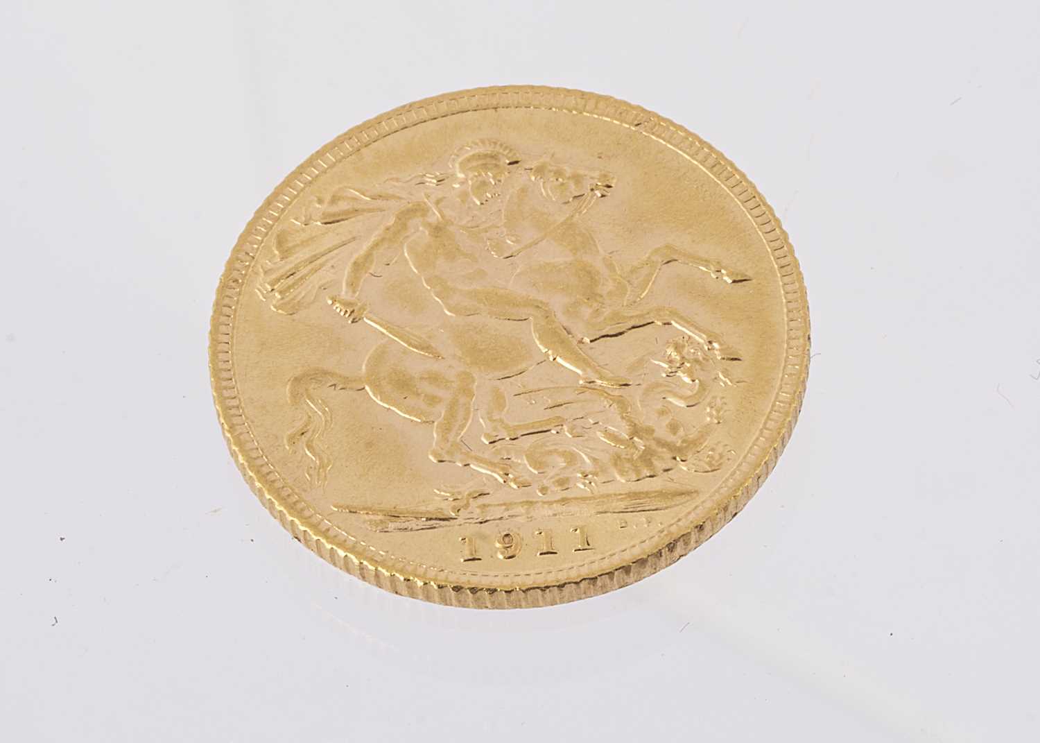 Lot 7 - A George V full gold sovereign