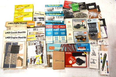 Lot 313 - Superquick Ratio Peco and other card and plastic kits unbuilt 00 gauge (qty in 1 box)
