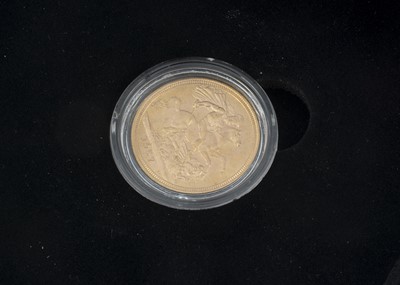 Lot 82 - IMPORTANT ANNOUNCEMENT: PLEASE NOTE THIS IS NOT A PROOF COIN - A Royal Mint Elizabeth II gold proof full sovereign
