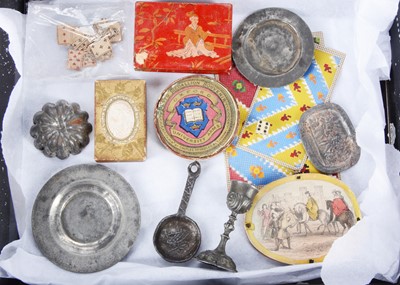 Lot 180 - Early dolls’ house pieces