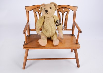 Lot 317 - A 1910 teddy bear probably American