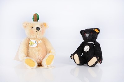Lot 352 - A Steiff yellow tag Fruities Pear teddy bear