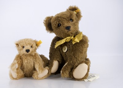 Lot 391 - Two Steiff yellow tag teddy bears