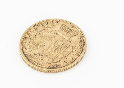 Lot 171 - A Victorian Young head shield back full gold sovereign