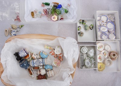 Lot 458 - Fine dolls’ house miniaturist porcelain and glass
