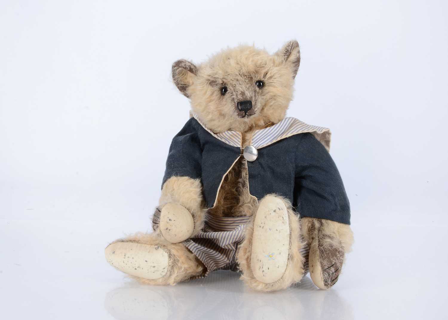 Lot 551 - A Forget Me Not Bears Humby Ippleton artist teddy bear