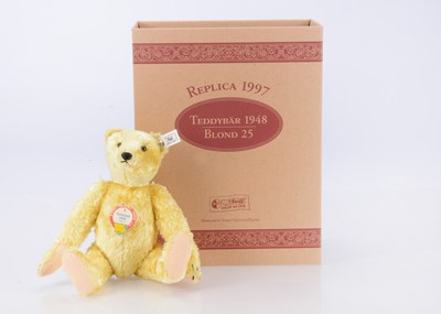 Lot 688 - A Steiff limited edition Replica 1948 teddy bear, 1997