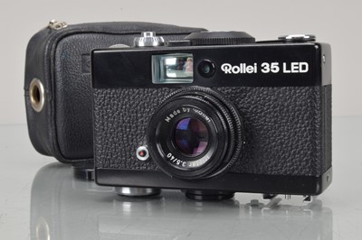 Lot 125 - A Rollei 35 LED Compact Camera