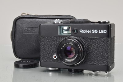 Lot 154 - A Rollei 35 LED Compact Camera