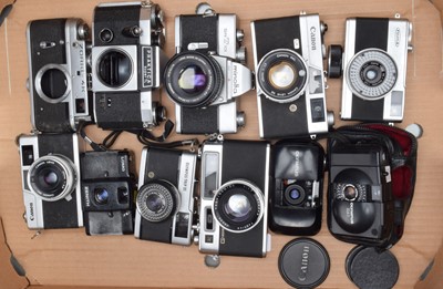 Lot 191 - A Tray of 35mm Cameras