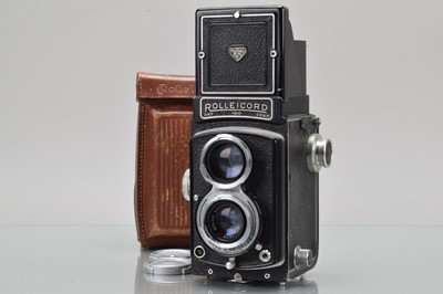 Lot 476 - A Rolleicord III TLR Camera