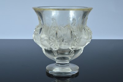 Lot 59 - An Art Deco style Lalique glass vase