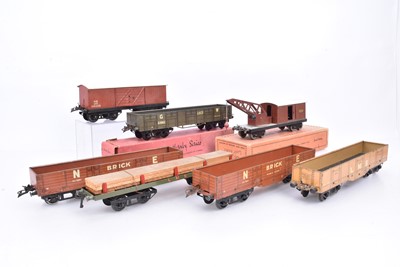 Lot 270 - Hornby 0 Gauge bogie Freight Stock