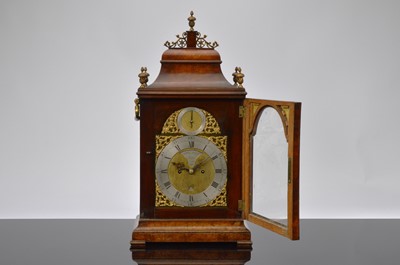 Lot 11 - A George III period striking bracket clock by Eardley Norton
