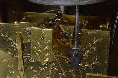 Lot 11 - A George III period striking bracket clock by Eardley Norton