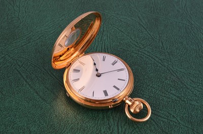 Lot 93 - A George V period 18ct gold half hunter lady's pocket watch