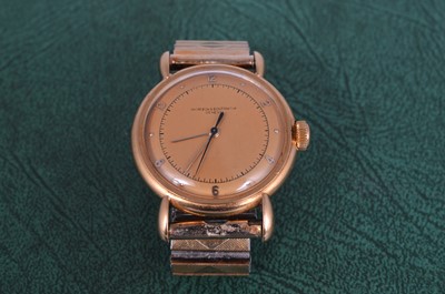 Lot 121 - A 1940s Vacheron & Constantin 18ct gold cased manual wind wristwatch head