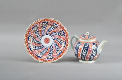 Lot 38 - A late 18th century and later Worcester 'Queen Charlotte' pattern side plate