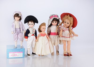 Lot 877 - Five American dolls