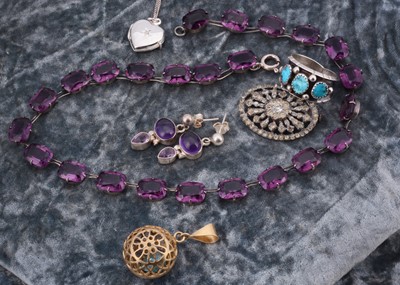 Lot 36 - A collection of silver jewels