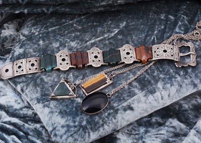 Lot 93 - A 19th Century Scottish silver and hardstone buckle bracelet
