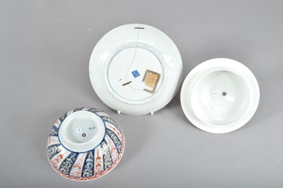 Lot 39 - A late 18th century Worcester 'Queen Charlotte' pattern saucer