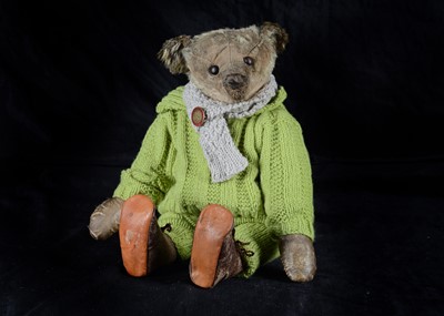Lot 68 - An early Steiff centre-seam teddy bear, circa 1909
