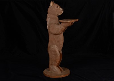 Lot 101 - A carved wooden bear dumb waiter