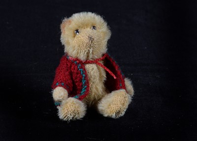 Lot 137 - A fine Farnell 1st World War ‘soldier’ teddy bear
