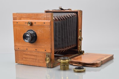 Lot 3 - A Mahogany & Brass Half Plate Tailboard Camera