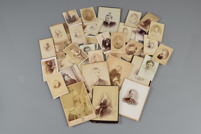 Lot 40 - Carte de Viste and Cabinate Cards