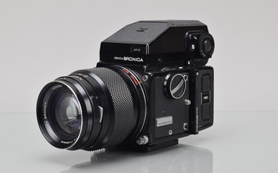 Lot 231 - A Zenza Bronica ETR Camera