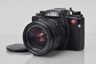 Lot 435 - A Leica R7 SLR Camera