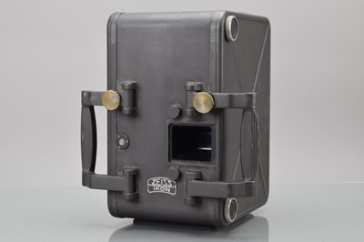 Lot 526 - A Zeiss Ikon ''Schmalfilmzeitlupe'' (16mm Slow Motion High Speed Camera) Body