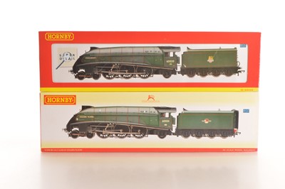 Lot 186 - Hornby (China) 00 Gauge boxed BR green Class A4 Locomotives and Tenders (2)