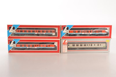 Lot 319 - Lima OO Gauge BR Sealink and BR Telecommunications Coaches (4)