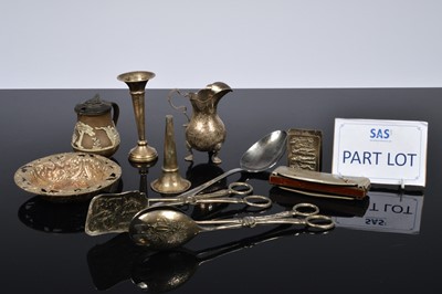 Lot 341 - A small group of silver and silver plated items