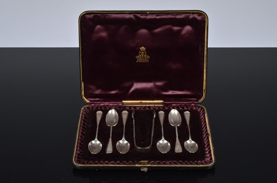 Lot 389 - A cased set of Victorian silver teaspoons and sugar tongs by Elkington & Co