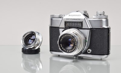 Lot 54 - A Voigtländer Bessamatic SLR Camera