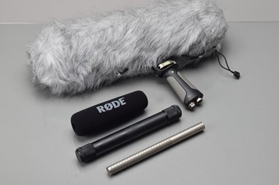 Lot 98 - A Rode NTG-3 Shotgun Microphone