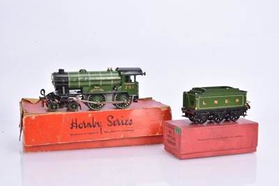 Lot 213 - Hornby 0 Gauge Clockwork LNER No 2 Special Locomotive 4-4-0 201 'Bramham Moor' Locomotive and Tender